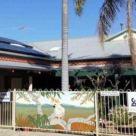 fence art of cockatoo 