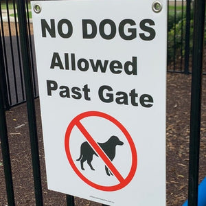 waterproof-gate-sign-advising-no-dogs-are-allowed-on-premises